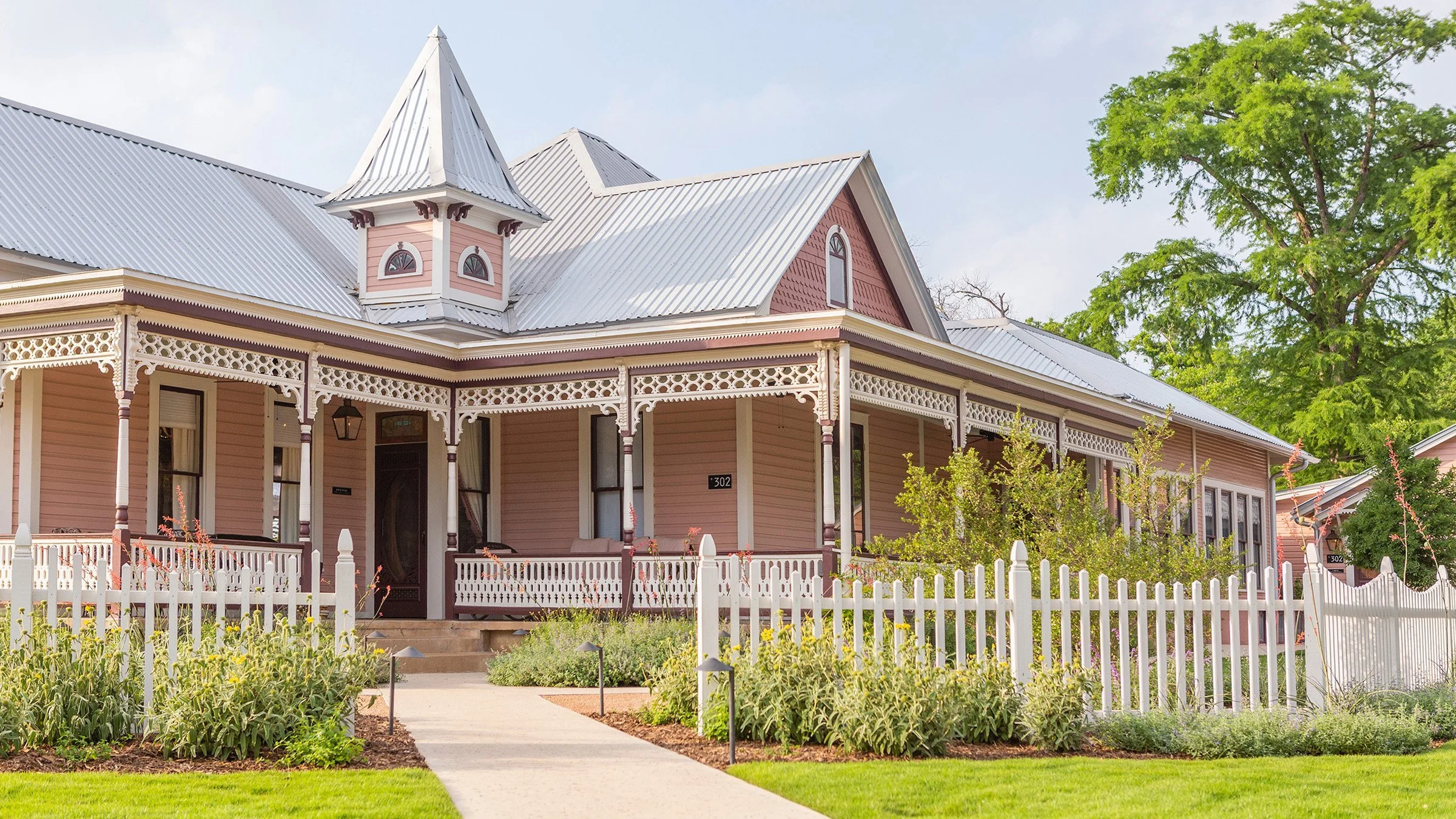 The Menagerie | Twistleaf